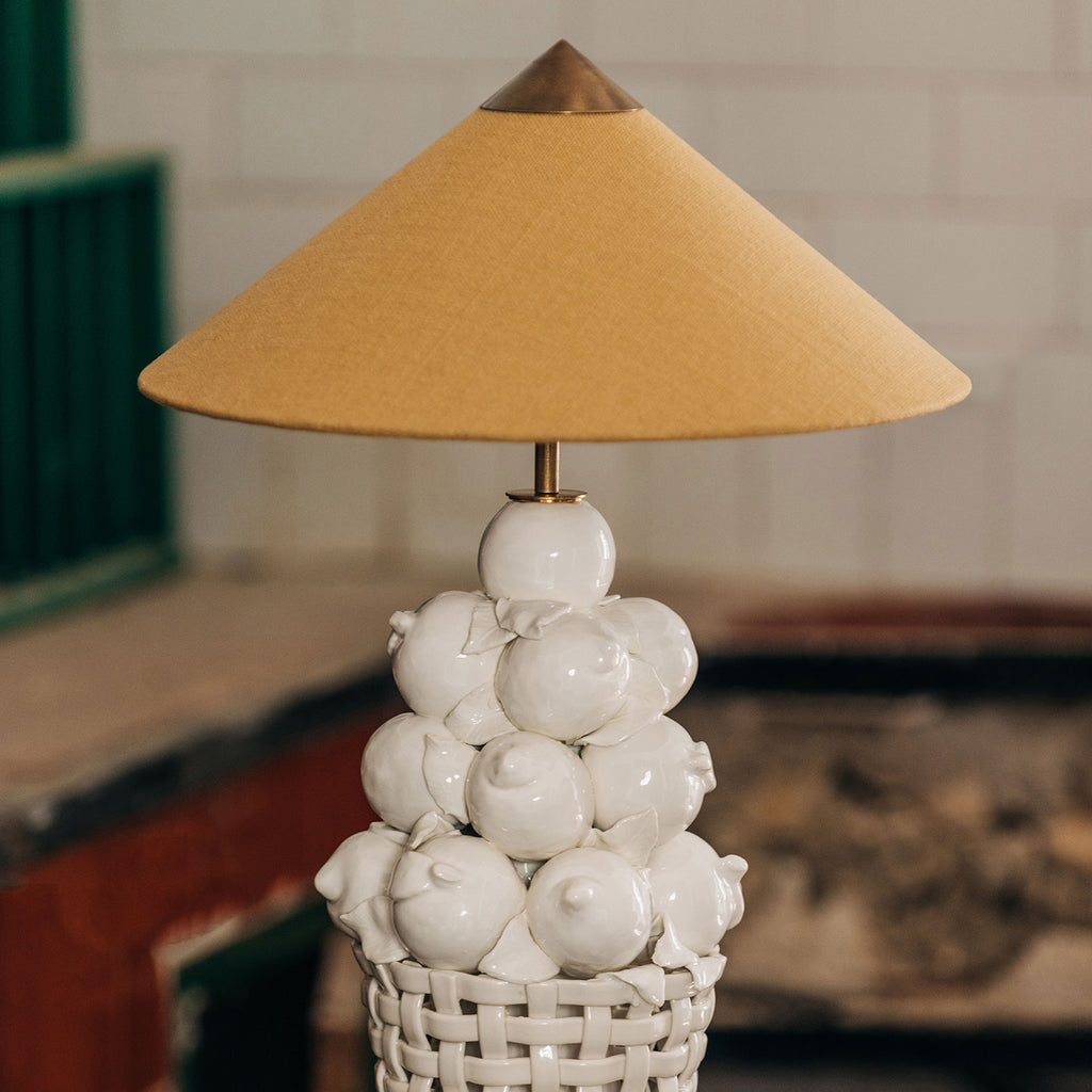 Pantalla Capuchina Oro Viejo