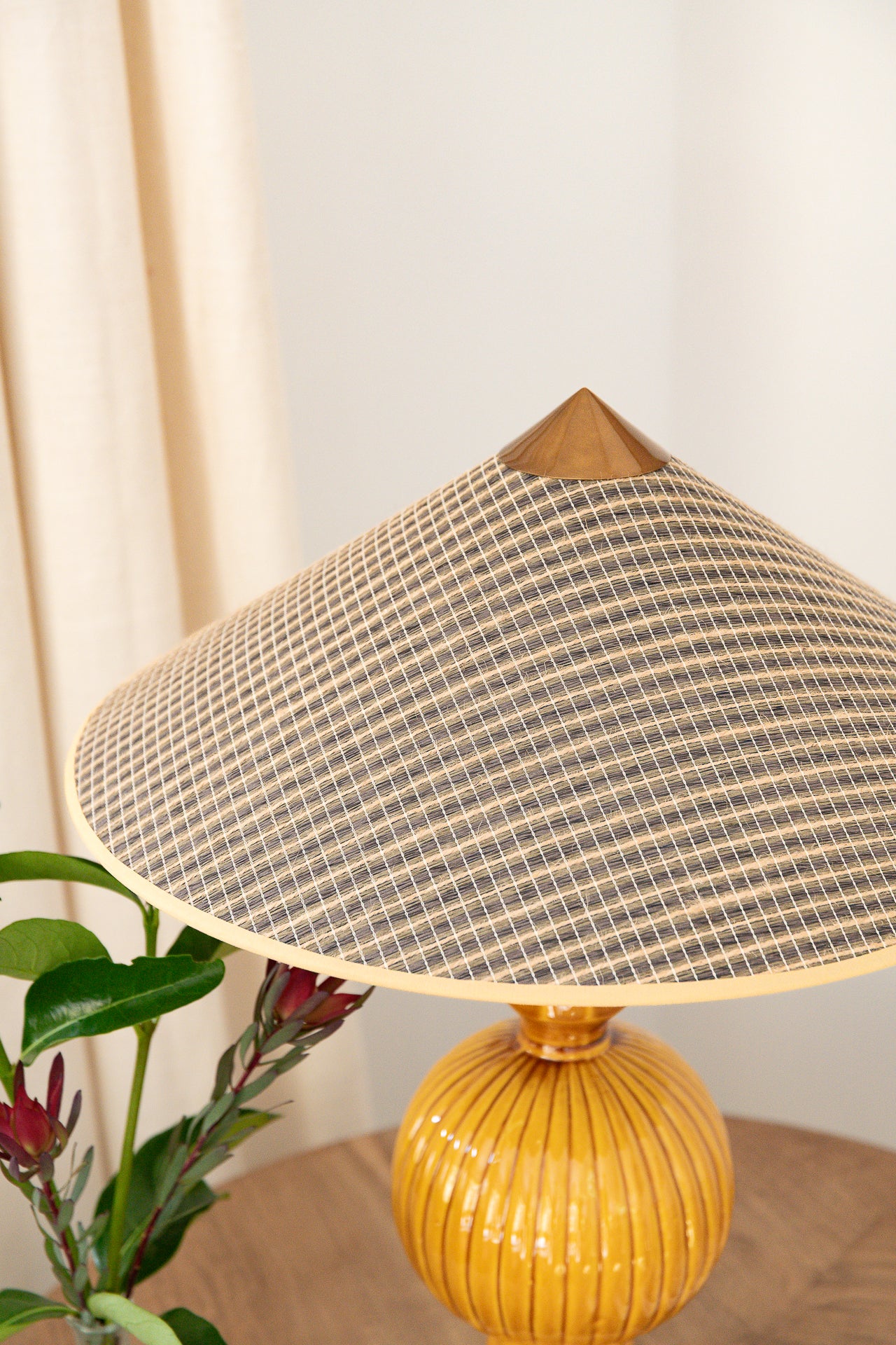 Pantalla Capuchina Rafia Rope