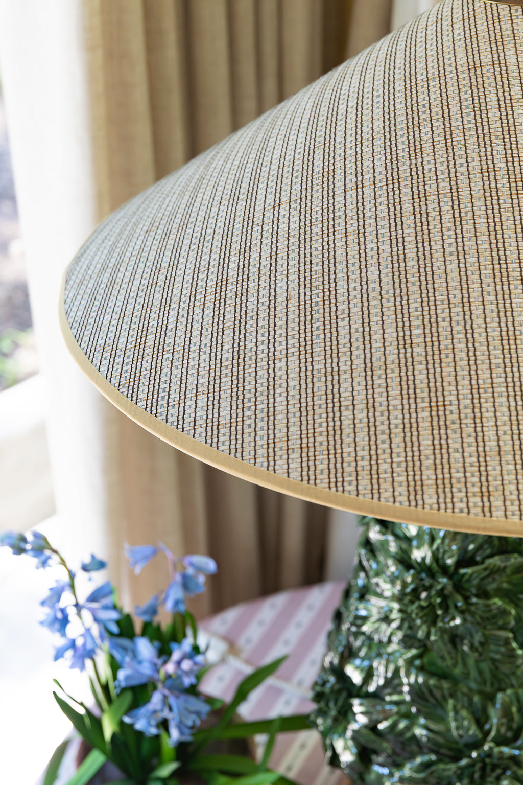 Pantalla Capuchina 60 cm