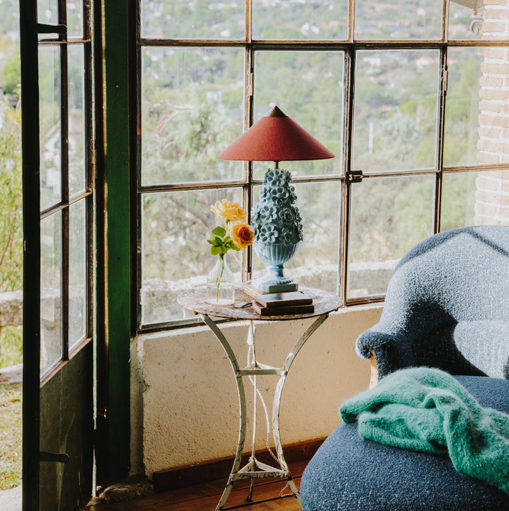 Manises Flora Sky Blue Lamp