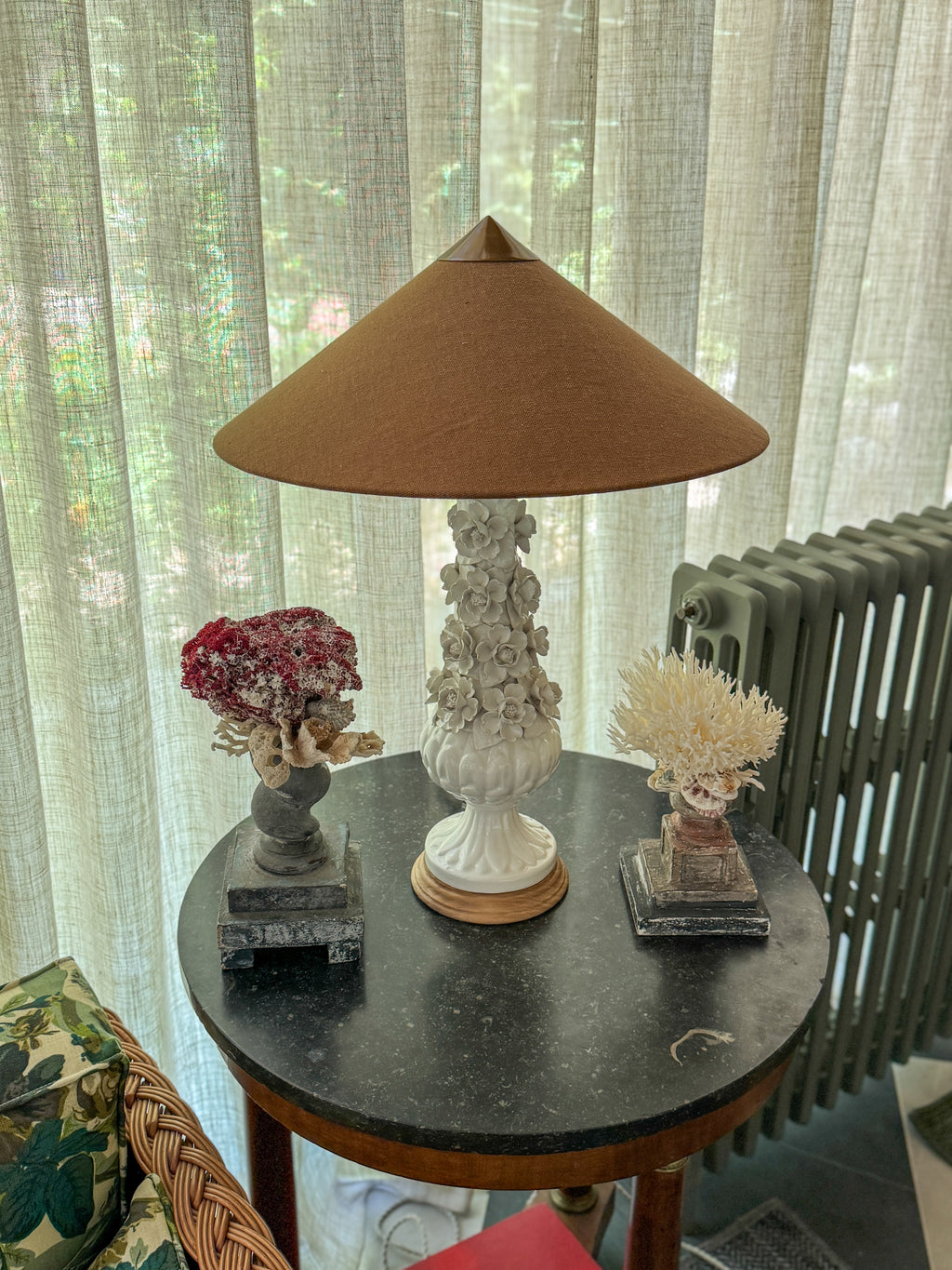 Manises Flora White Lamp
