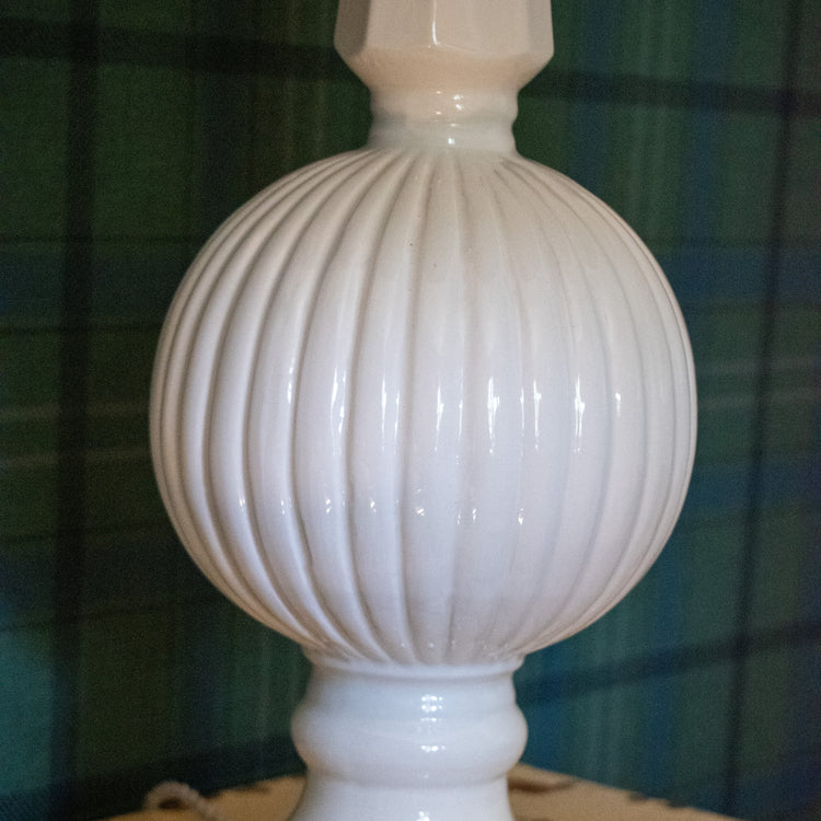 Lámpara de Manises Art Decó Blanca