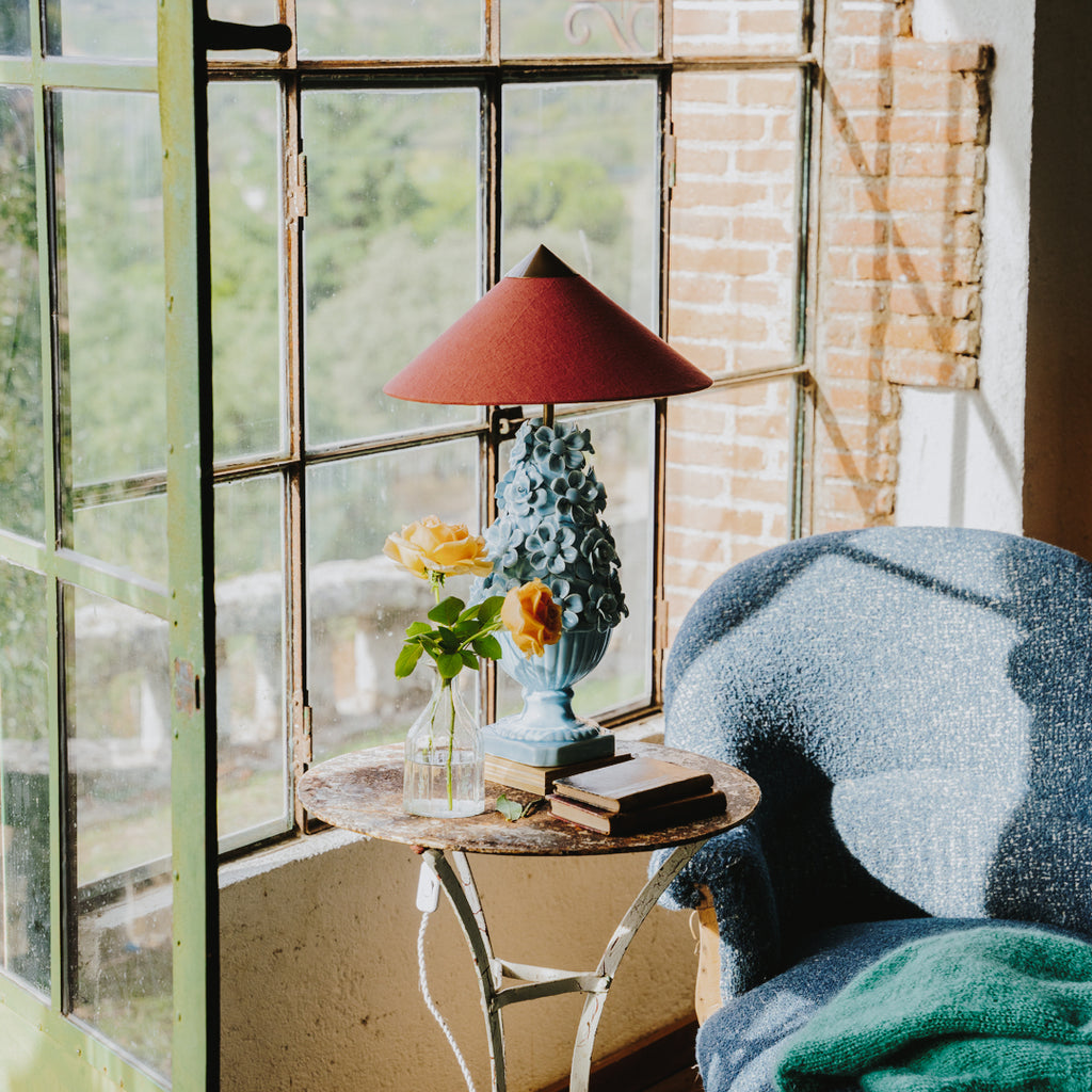 Manises Flora Sky Blue Lamp