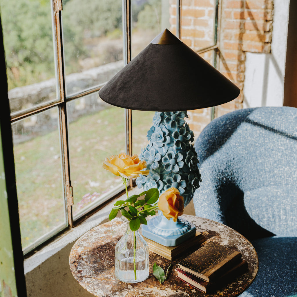 Manises Flora Sky Blue Lamp